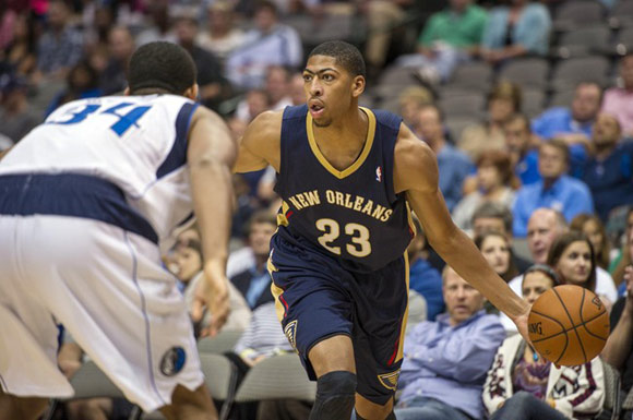 队友像雕像 队友像雕像